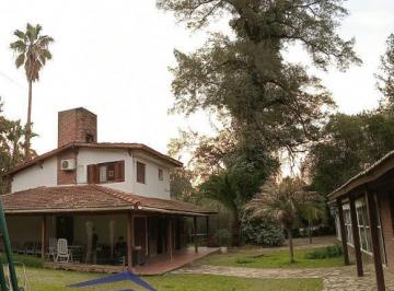 Quinta vacacional · 512m² · 3 Ambientes · 2 Cocheras · Casa Quinta en Venta en Benavidez.