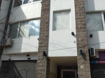 Departamento · 38m² · 2 Ambientes · Vendo Departamento de 2 Ambientes en Zona Parque Luro Sobre Av.