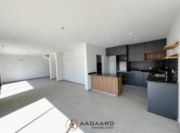 PH · 160m² · 4 Ambientes · 2 Cocheras · Lomas de Manantiales - Hermoso Duplex de 3 Dorm. 3 Baños a Estrenar