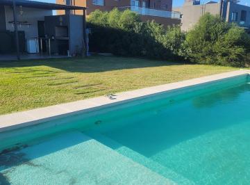 Casa · 165m² · 4 Ambientes · 6 Cocheras · Divina Casa | 3 Dorm C/ Dep | 191 m² | 780 m² | Pileta