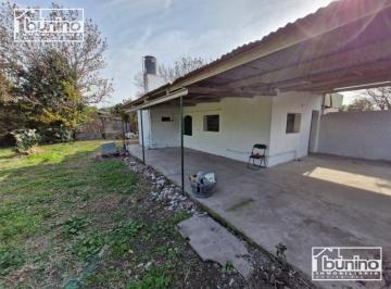 Casa · 80m² · 3 Ambientes · 1 Cochera · Casa un Dormitorio Mas Comodin - Ibarlucea