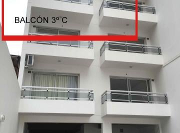Departamento de 2 ambientes, Almagro · Muy Buen Dos Ambientes Al Contrafrente, Vista Abierta en Edificio Nuevo!