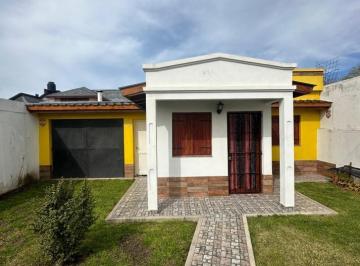 Casa · 100m² · 3 Ambientes · Venta Casa Reciclada