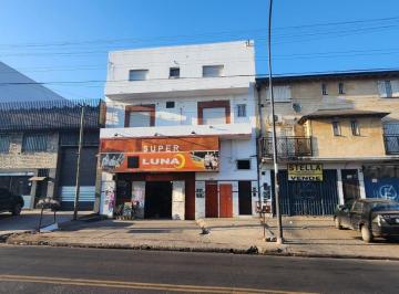 Local comercial · 609m² · 12 Ambientes · Local 323 m² y 4 Dptos 3 Amb Cada Uno en Pa (Venta en Block) - Villa Luzuriaga