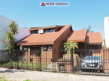 Casa · 200m² · 4 Ambientes · 1 Cochera · Chalet 4 Ambientes Venta Ramos Mejia