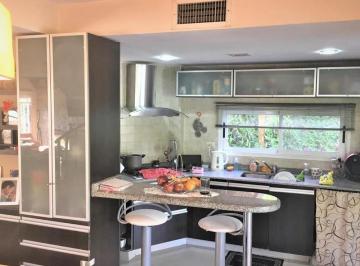 Casa · 170m² · 5 Ambientes · 3 Cocheras · Casa Alquiler Campo Chico Country Club