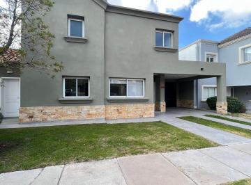 Casa de 5 ambientes, Godoy Cruz · Casa Barrio Palmares Tercera Etapa