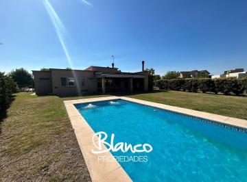 Casa · 150m² · 4 Ambientes · Casa en Alq. Temporario en El Cantón Golf, El Cantón, Escobar
