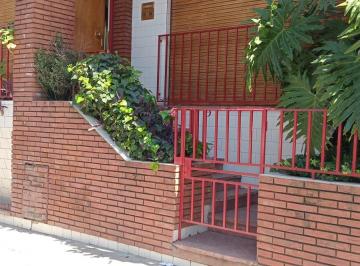 Casa de 4 ambientes, Flores · Casa de 4 Amb. en 2 Plantas con Patio y Terraza Sobre Lote Propio de 7 X 21