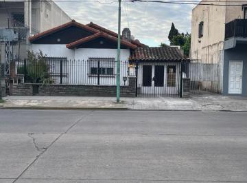 Casa · 120m² · 3 Ambientes · Casa - Temperley