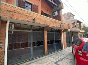 Casa · 170m² · 7 Ambientes · 1 Cochera · Excelente Vivienda Zona Unne