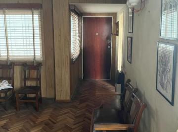Oficina comercial · 67m² · 2 Ambientes · Local - Valentin Alsina