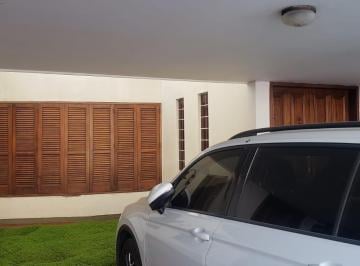 Casa de 12 ambientes, San Martín · Casa Centrica San Martin