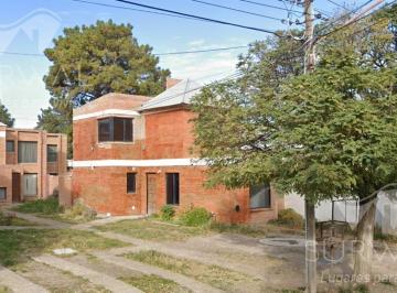 Casa · 231m² · Casa Complejo Zona Sur