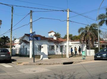 Casa · 189ha · 3 Dormitorios · 2 Cocheras · Casa Cerro Esquina Comercial Petorutti y Telesforos Ubios