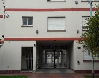Departamento · 55m² · 2 Ambientes · 1 Cochera · Depto 2 Ambientes con Cochera en Rawson y Misiones