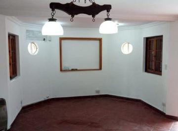 LIVING · Casa en Venta Luis Guillón, Excelente Oportunidad