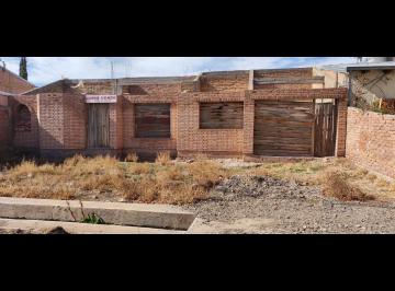 Casa de 11 ambientes, Malargüe · Venta de Casa en Construcción - Dueño Directo - Permuta en San Rafael.