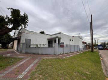Casa 200m² Venta Bernal Oeste · Venta en Block Dos Departamentos Tipo Casa Independientes de La Calle