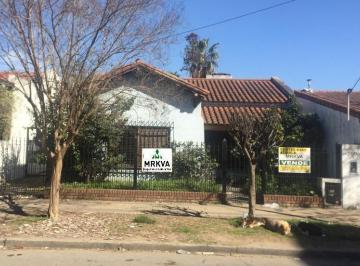 Casa · 683m² · 3 Dormitorios · 2 Cocheras · Casa - Centro (Moreno)