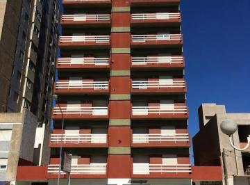 Departamento de 2 ambientes, Miramar · Departamento Dos Ambientes Centrico en Venta