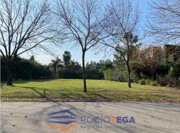 Terreno · 960m² · Lote en Venta en Campos de Alvarez, Francisco Alvarez