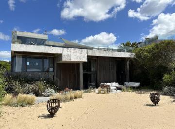 Casa · 600m² · Venta Casa Tarquina en Playa Colette, Manantiales