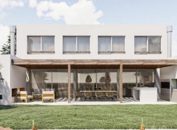 Casa · 265m² · 3 Dormitorios · Casa Sobre Laguna! Barrio Santa Ana Villanueva