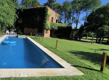 Casa de 5 ambientes, Pilar · Alquiler Excelente Casa de Diseño en Mayling Cc, Pilar