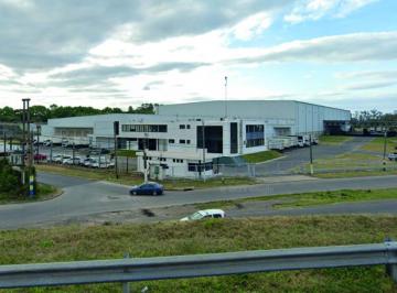 Bodega-Galpón · 5000m² · 5 Ambientes · 15 Cocheras · Depósito en Norte