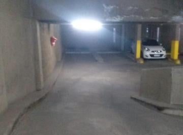 Garage , Córdoba · Cochera con Seguridad en El Centro a Una Cuadra de Plaza Colon