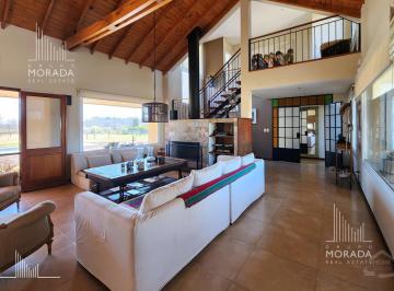 Casa · 282m² · 6 Ambientes · Venta Casa El Malacate Lote Central Excelente Calidad 4 Dorm 5000 m² Pileta y Riego Automático