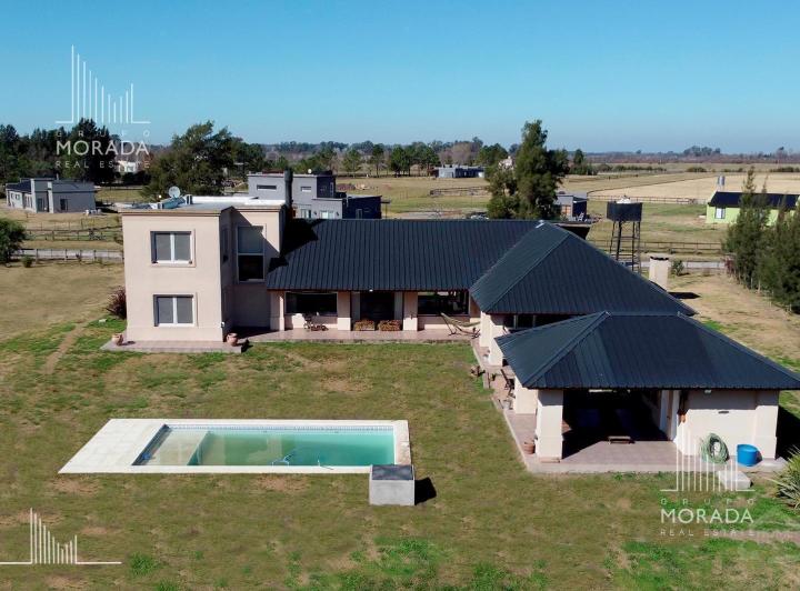 Casa · 282m² · 6 Ambientes