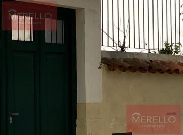 Casa · 113m² · 5 Ambientes · 1 Cochera · Casa en Venta Tres Dorm. Cochera Jardin Las Flores