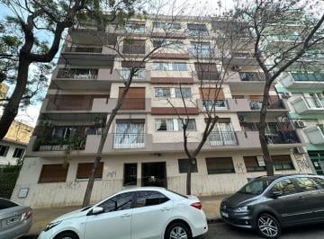 Departamento de 2 ambientes, Vicente López · Departamento de 2 Amb y Medio en Excelente Ubicación