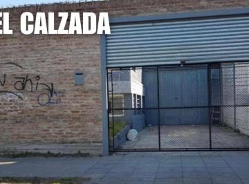 Bodega-Galpón · 250m² · 2 Ambientes · Deposito en Venta