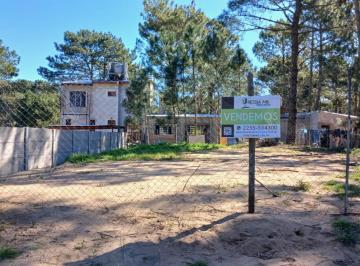 Terreno · 247m² · Lote en Venta - Unifamiliar - Av 27 E/ Paseos 100 y 101bis - Zona Golf - Villa Gesell