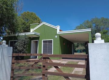 Casa de 2 ambientes, Villa Parque Siquiman · Siquiman Hermosa Casa 2 Dorm. Oportunidad!