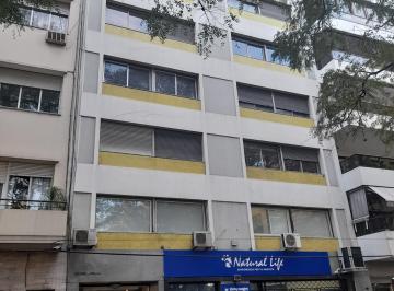 Departamento de 2 ambientes, Retiro · 2 Ambientes 50 m² Losa Radiante Frente a Plaza Libertad y a Pasos del Cervantes
