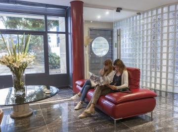 Oficina comercial · 1010m² · 20 Ambientes · 7 Cocheras · Vicente Lopez, Excelente Edificio Institucional S/av Libertador, Ideal Usos Medicos, Venta