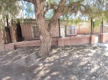 Casa · 100m² · 4 Ambientes · 1 Cochera · Casa en Rincón de Los Sauces