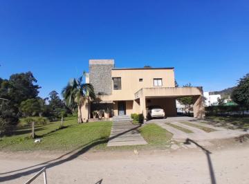 Casa · 4 Ambientes · Casa en Country La Arboleda