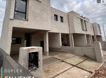 PH · 146m² · 4 Ambientes · 2 Cocheras · Duplex 3 Dorm. - Quebradas de Manantiales