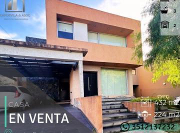 Casa · 224m² · 4 Ambientes · 2 Cocheras · Casa 3 Dorm. - La Estanzuela
