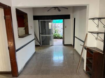 Casa · 63m² · 3 Ambientes · Casa de 2 Dorm. a m de Av Antartida Argentina! Apto Credito