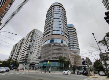 Departamento · 190m² · 4 Ambientes · 2 Cocheras · Departamento de Lujo en Libertador - Vista Al Río