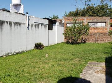 Parque · Terreno de 400 m² con Casa a Reciclar a Una Cuadra de Av Mitre - Berazategui