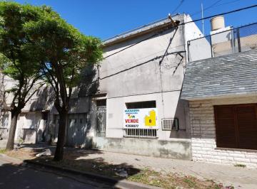 Terreno · 185m² · 7 Ambientes · 1 Cochera · Arroyito Rio - Retasada!