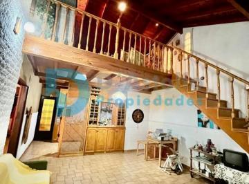 comedor · Hermosa Casa con Patio y Terraza