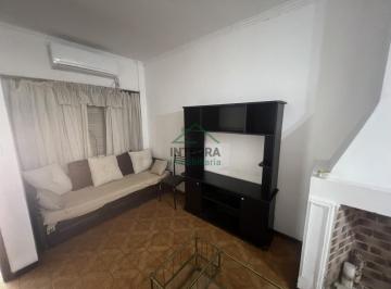 Casa · 150m² · 5 Ambientes · Casa en Venta Centrica